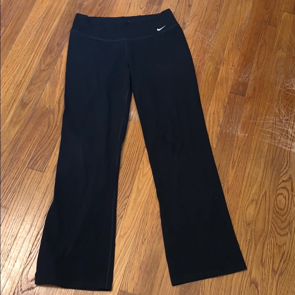 Black Nike yoga pants!